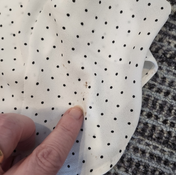 Philosophy White and Black Polkadot Short Sleeve Blouse - Picture 4 of 10